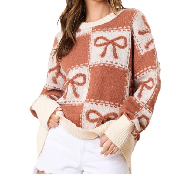 Cozy Bow Print Color Block Oversized Sweater Top - Picture 4 of 10